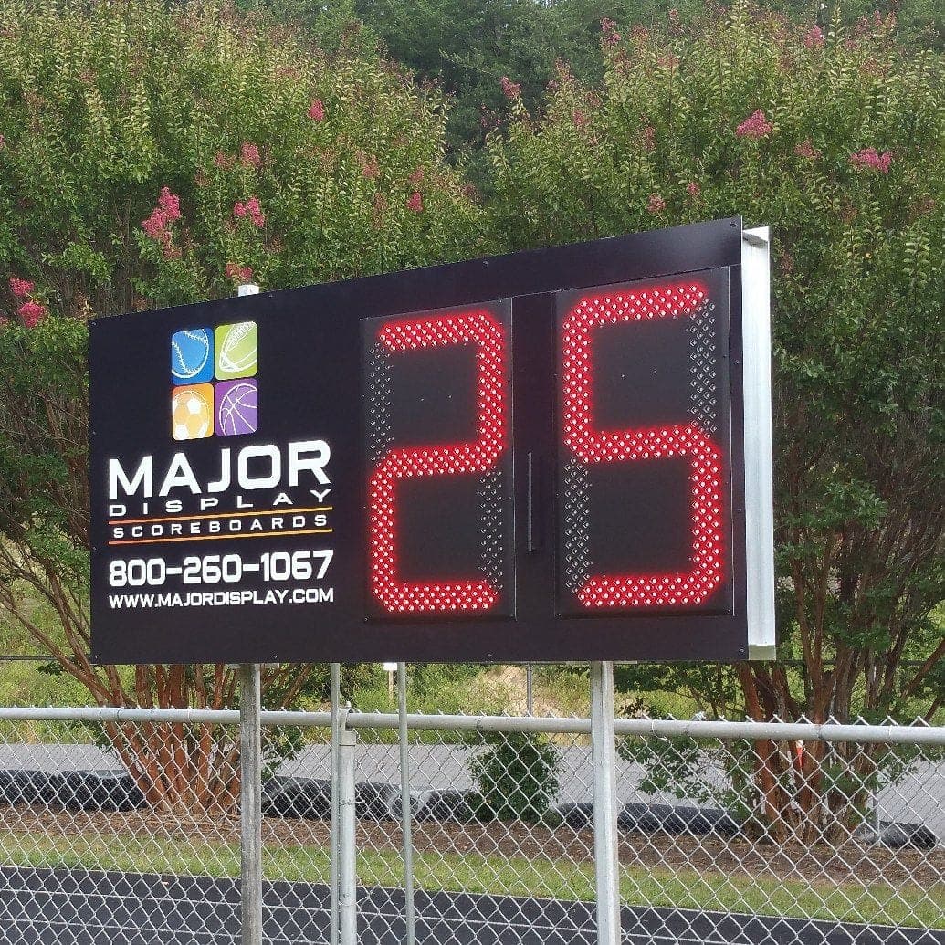 A Major Display field clock showing 25 beside the field